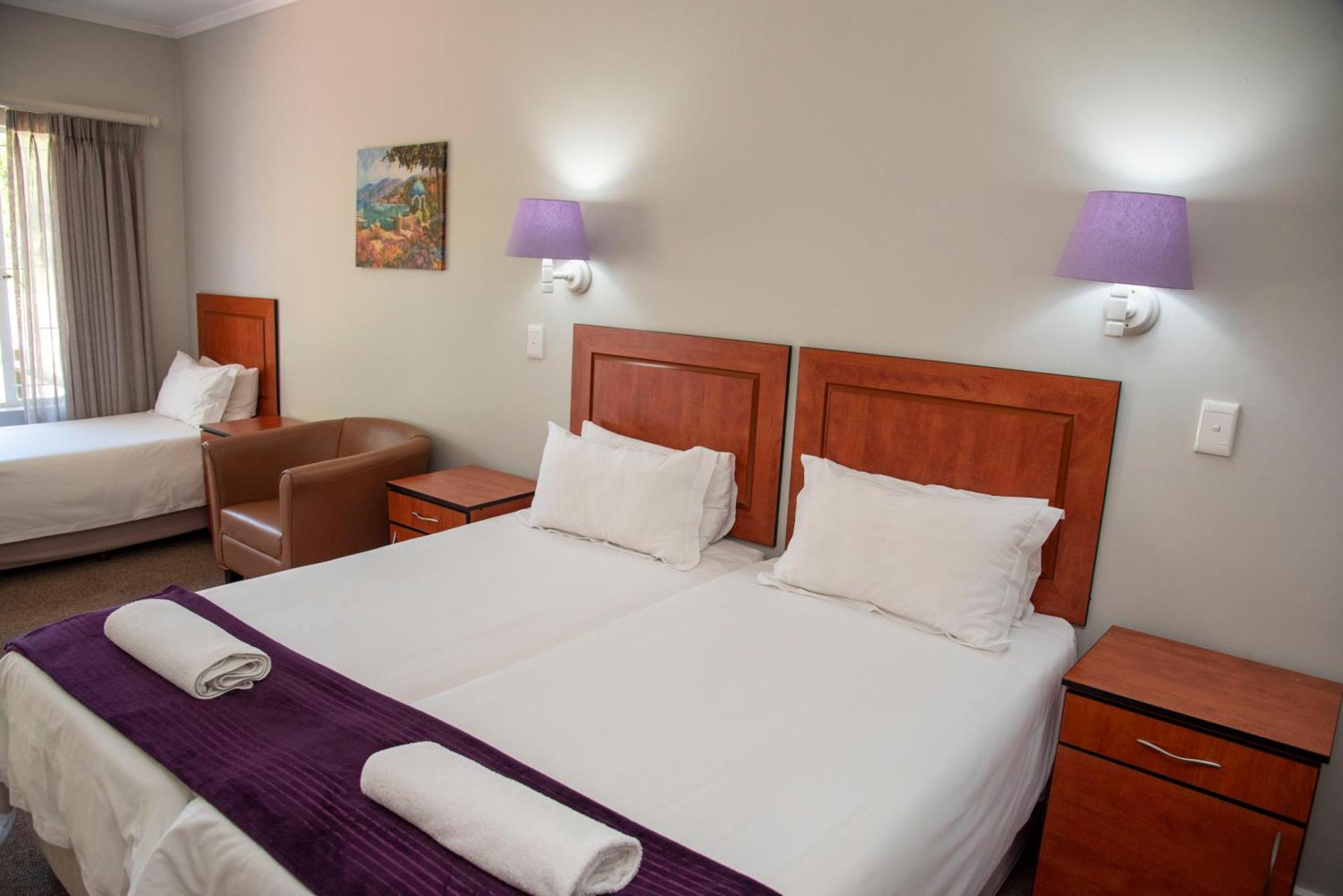 Pine Lodge Джордж Номер фото